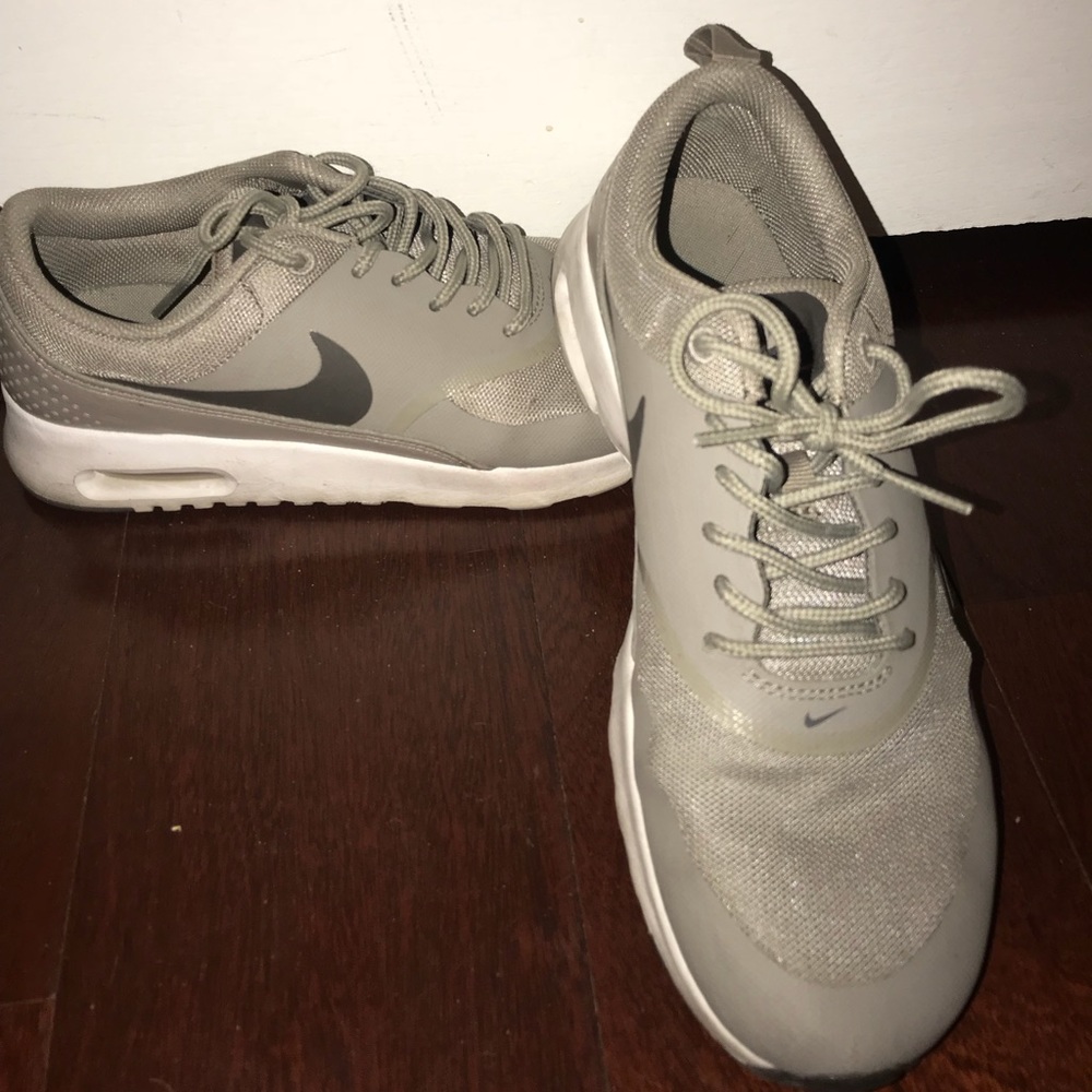 size 7 Nike’s